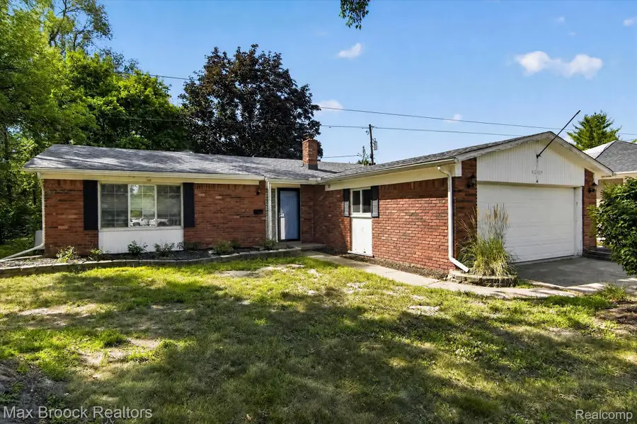 42459 Postiff Avenue, Plymouth, MI 48170 - #3