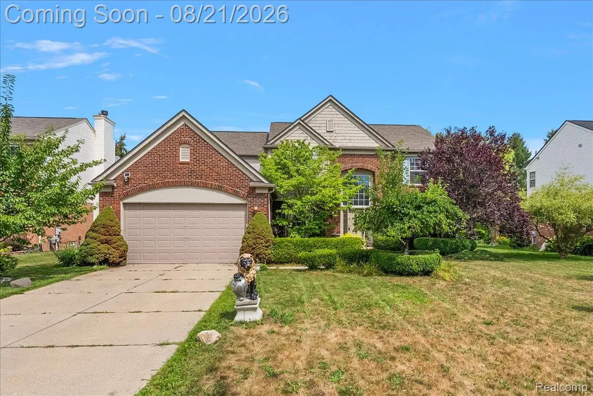 34827 Fontana Drive, Sterling Heights, MI 48312 - #1