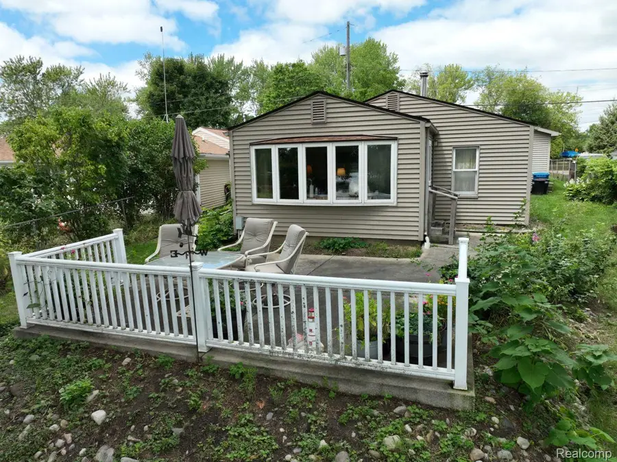 11463 Barnum Lake Road, Fenton, MI 48430 - #2
