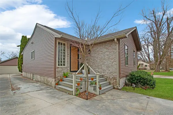 21814 Parker Street, FarmingtonHills, MI 48336