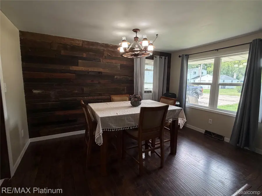 6082 Thomas Street, Davison, MI 48423 - #3