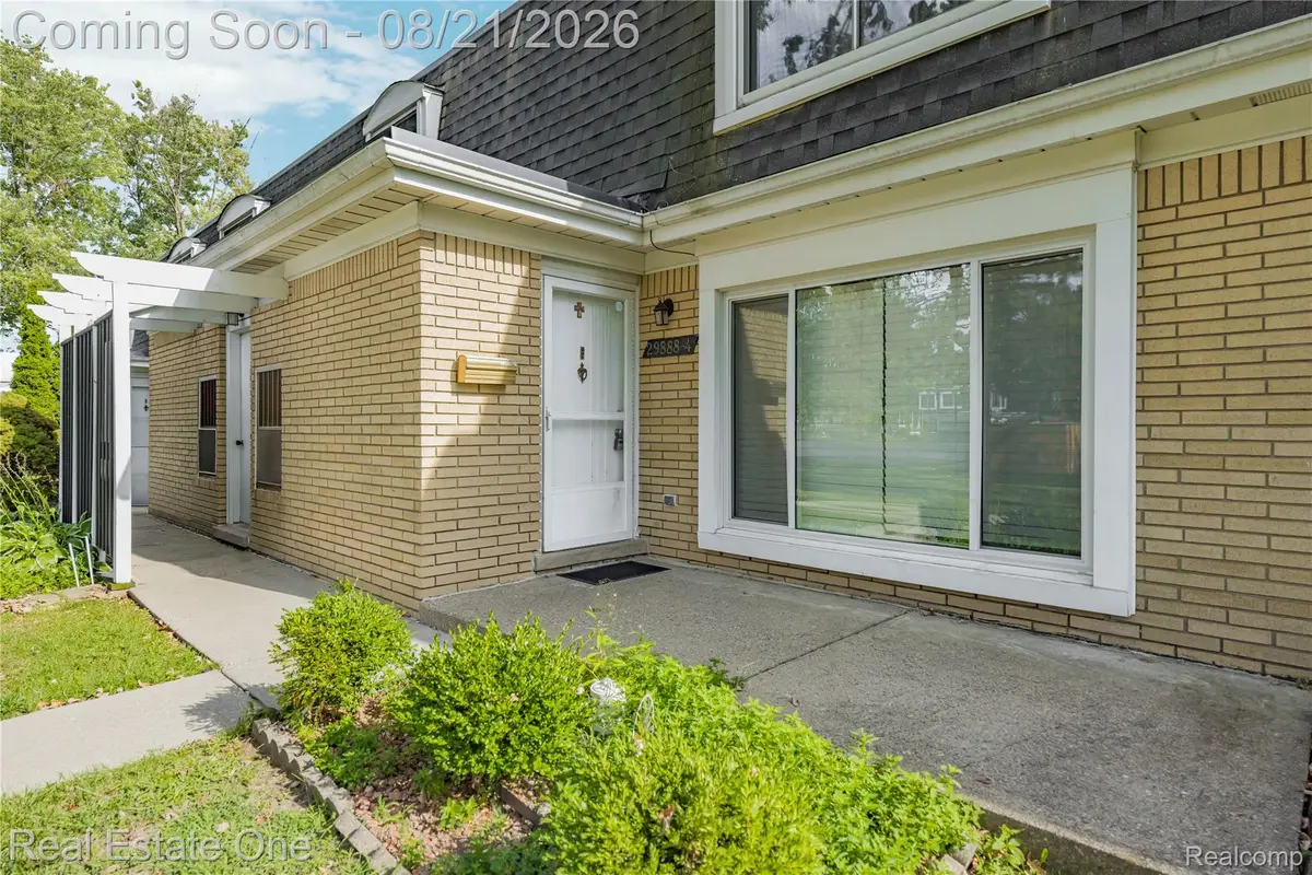 29888 City Center Drive #4, Warren, MI 48093 - #1
