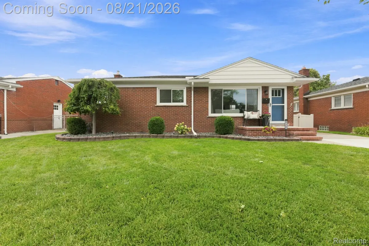 2465 Marian Drive, Trenton, MI 48183 - #1