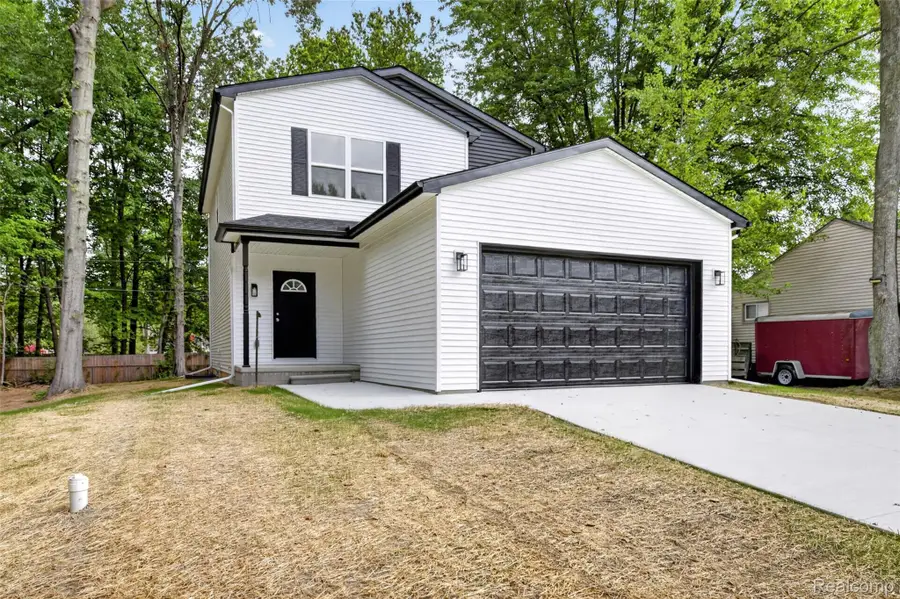 33724 Barrington Street, Westland, MI 48186 - #2