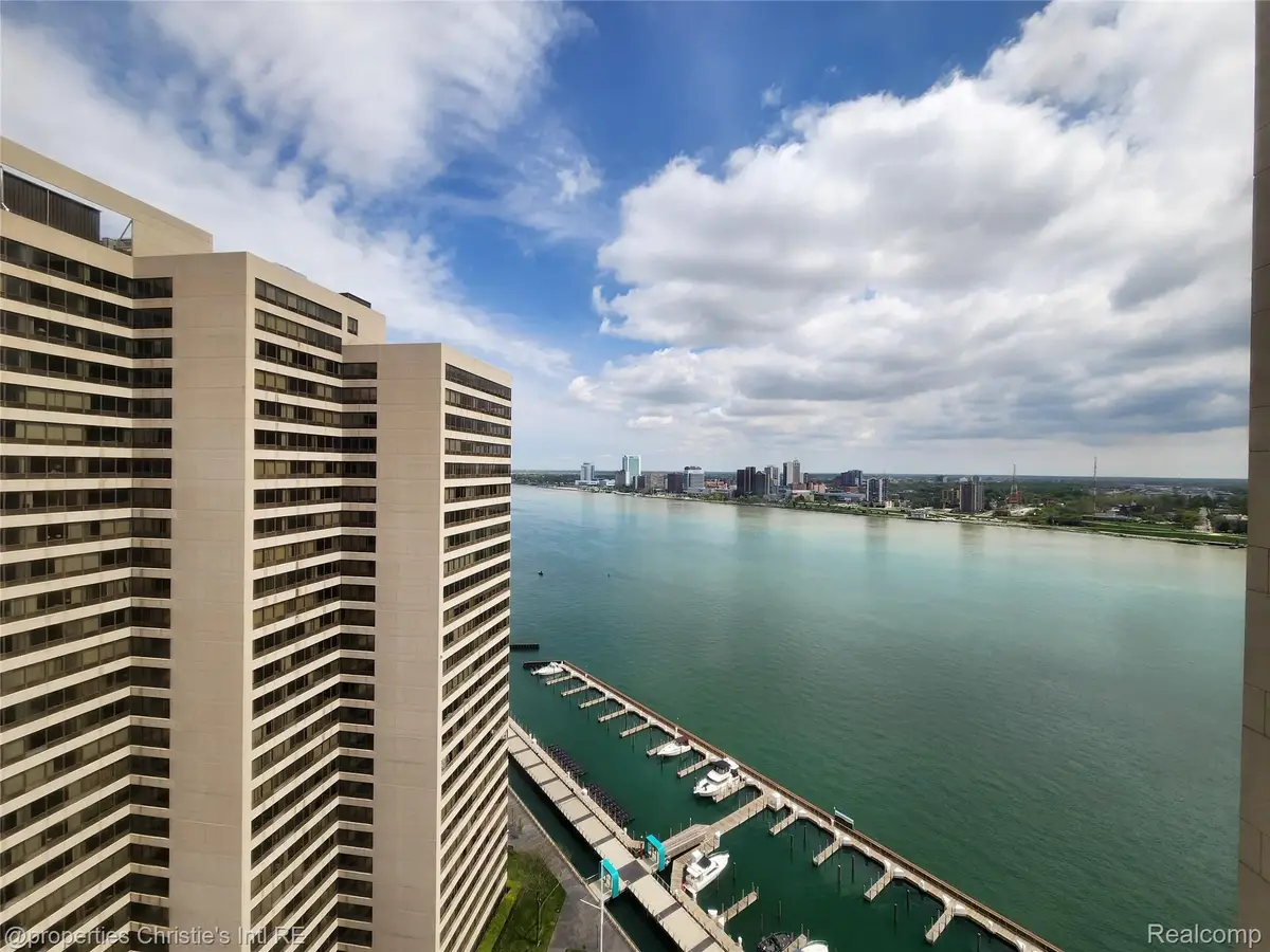 1001 W Jefferson Avenue #4D, Detroit, MI 48226 - #1
