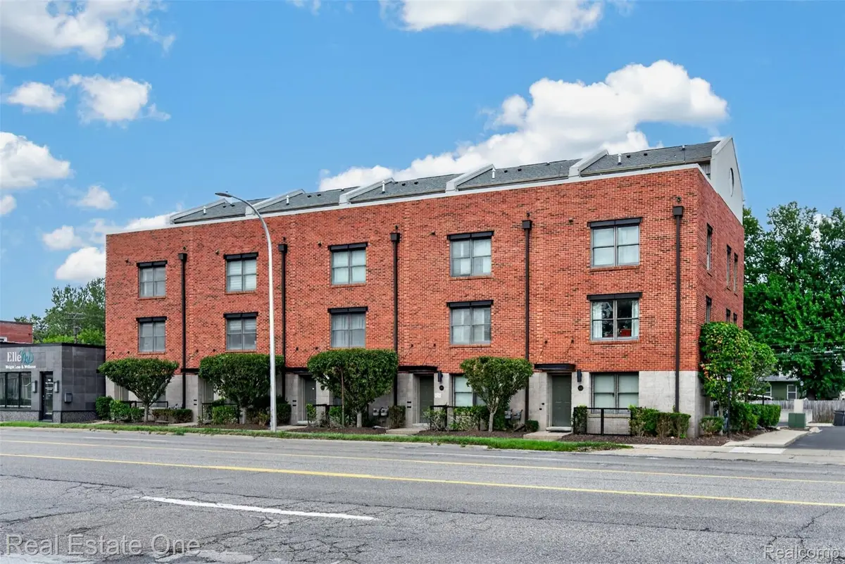 680 W 11 Mile Road, Royal Oak, MI 48067 - #1