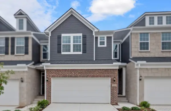 4131 Nottingham Circle, Clarkston, MI 48346