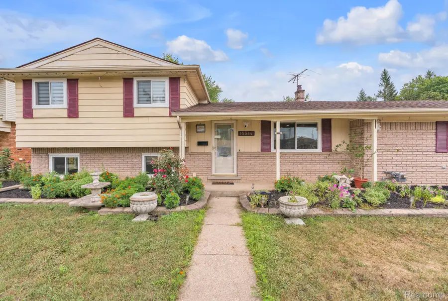 15546 Liverpool Street, Livonia, MI 48154 - #3