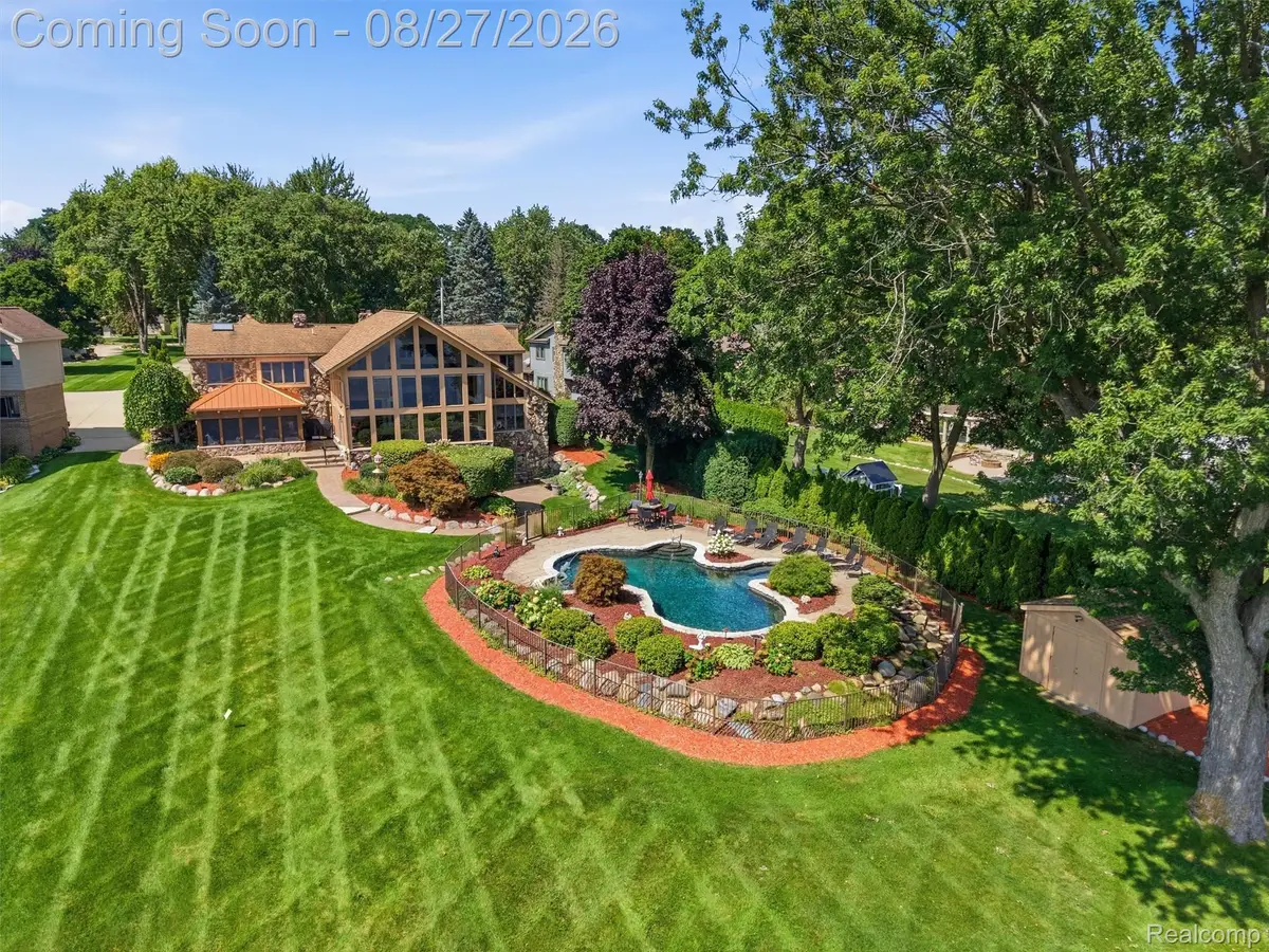 3549 Mann Road, Clarkston, MI 48346 - #1
