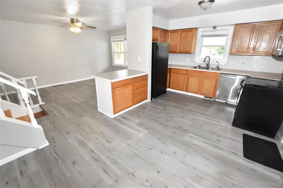 5825 Branch Road, Flint, MI 48506 - #2