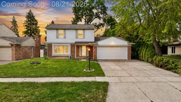 4728 Stilwell Drive, Warren, MI 48092