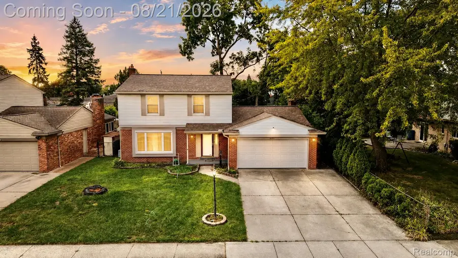 4728 Stilwell Drive, Warren, MI 48092 - #2