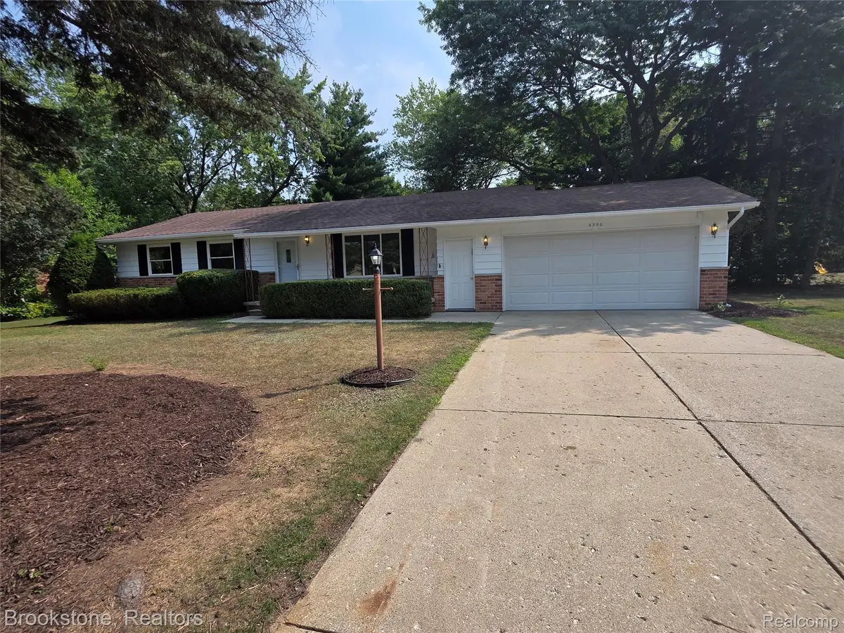 5395 Dorchester Drive, Flushing, MI 48433 - #1