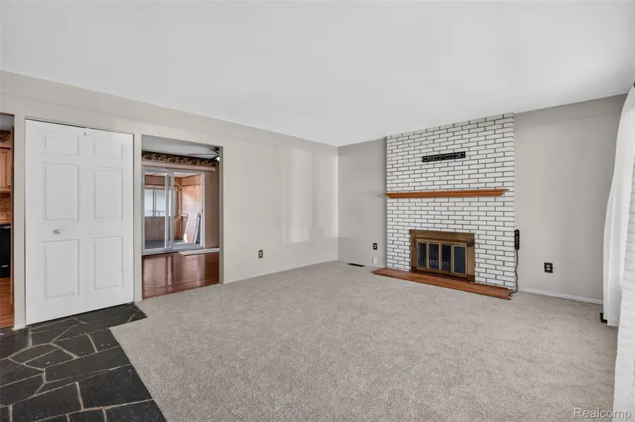 14771 Park Street, Livonia, MI 48154 - #3