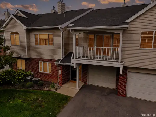 23006 Fairlane Boulevard, Woodhaven, MI 48183