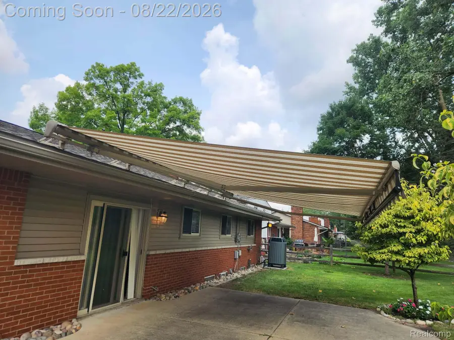 14712 Park Street, Livonia, MI 48154 - #3