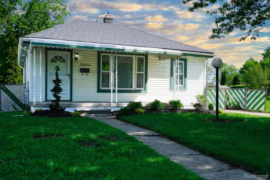 29114 Richard Street, Westland, MI 48186 - #2