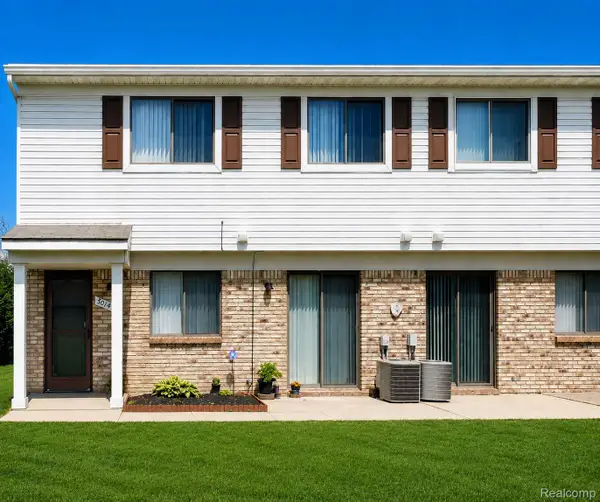 50149 N N Angelo Court, Chesterfield, MI 48047