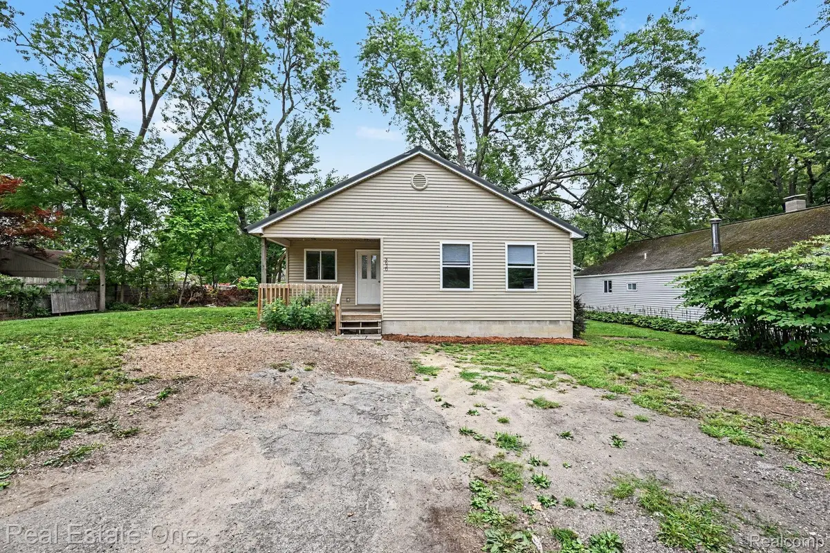3630 Highland Boulevard, Highland, MI 48356 - #1