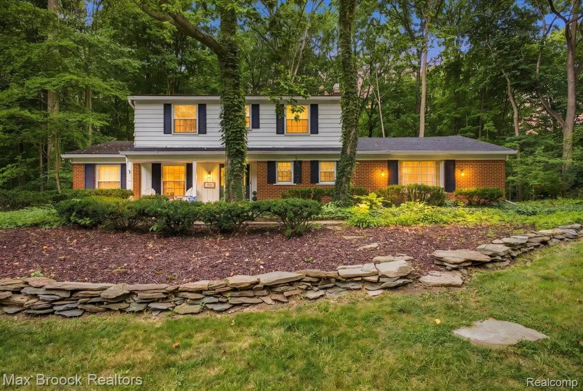 9359 Ivanhoe Drive, Plymouth, MI 48170 - #1