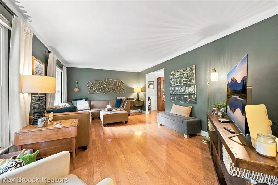 9359 Ivanhoe Drive, Plymouth, MI 48170 - #3