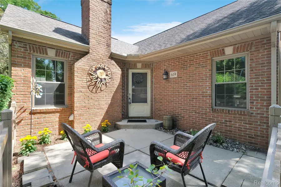 619 Perry Creek Drive #48, Grand Blanc, MI 48439 - #2