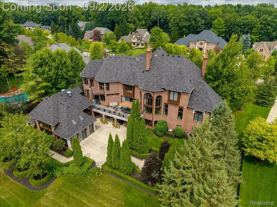 47915 Ravello Court, Northville, MI 48167 - #2