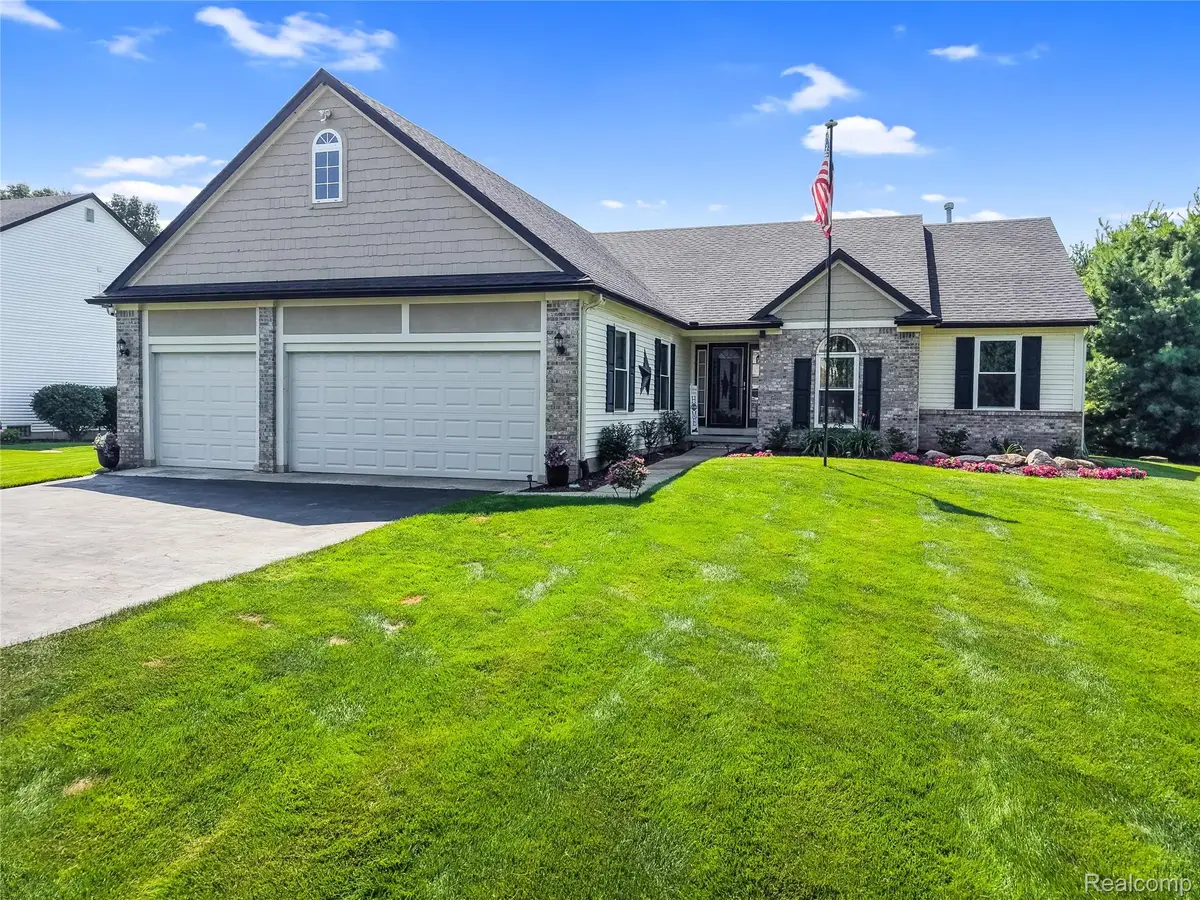 2905 Saddlebrook Court, Pinckney, MI 48169 - #1