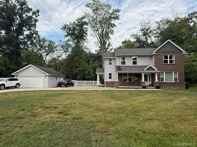 16135 Henry Ruff Street, Livonia, MI 48154 - #2