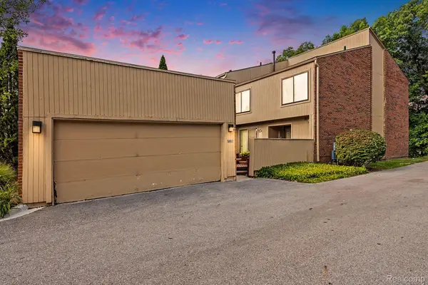 7320 Balsam Court, WestBloomfield, MI 48322