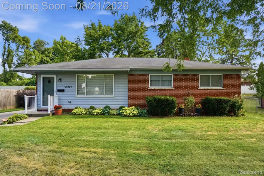 38477 Ann Arbor Trail, Livonia, MI 48150 - #2