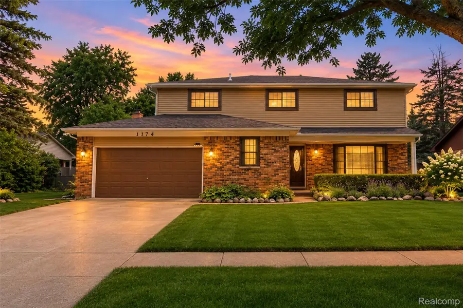 1174 Player Drive, Troy, MI 48085 - #2