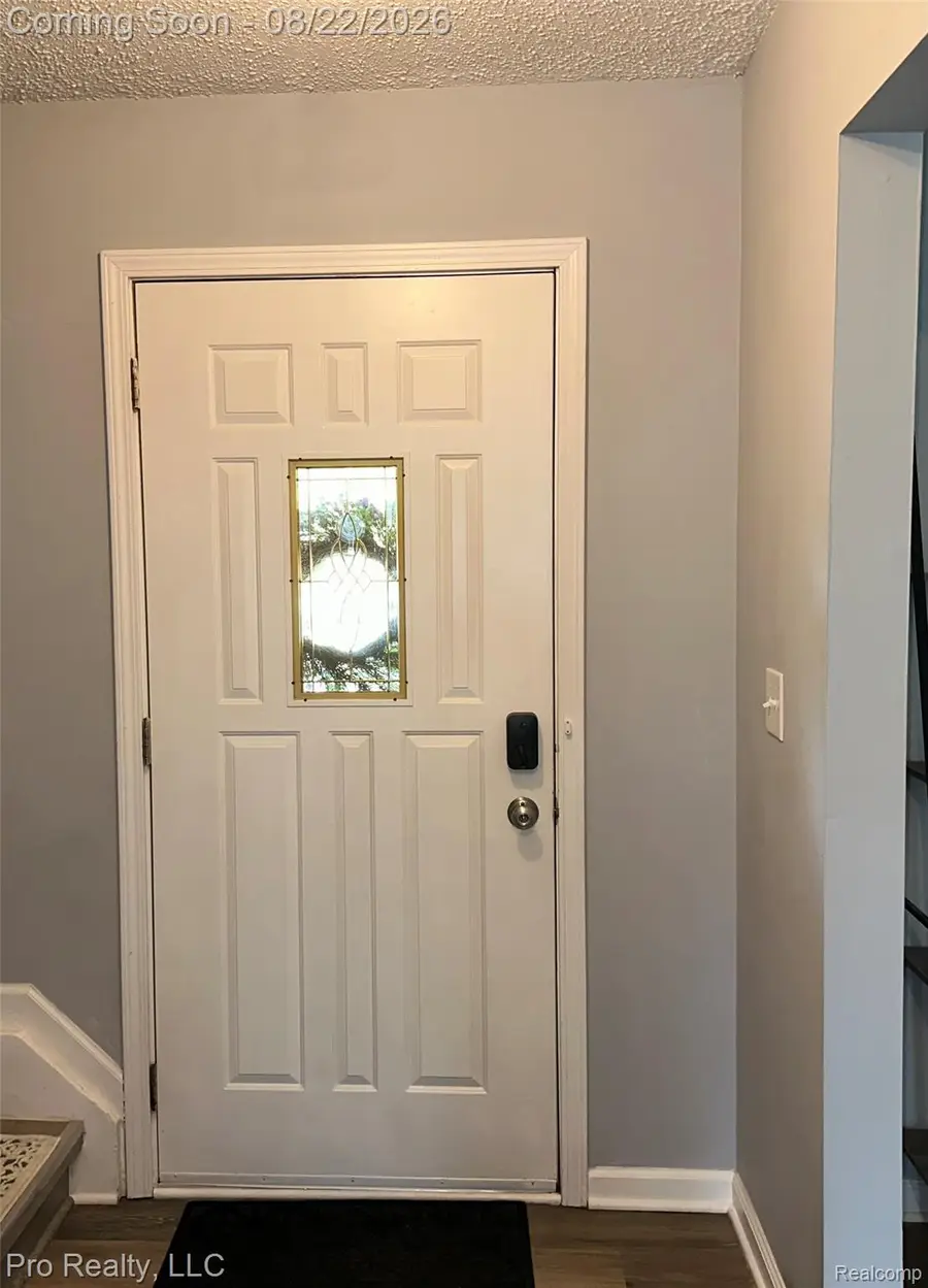43813 Yorktown Street, Canton, MI 48188 - #3