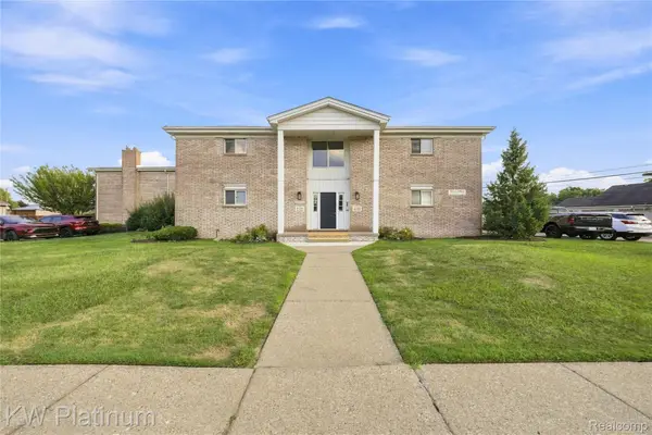 21542 Saint Gertrude Street #6, StClairShores, MI 48081