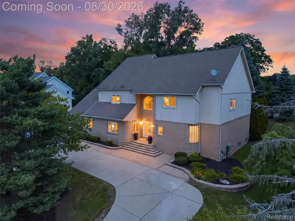 5593 Warrenshire Drive, WestBloomfield, MI 48322