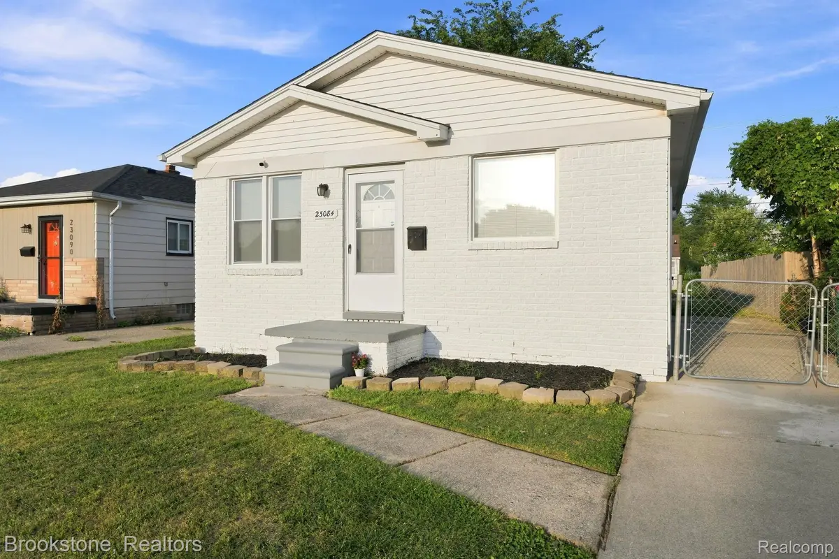 23084 Lambrecht Avenue, Eastpointe, MI 48021 - #1