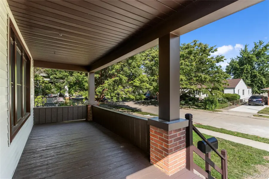 20834 Ardmore Park Drive, Saint Clair Shores, MI 48081 - #2