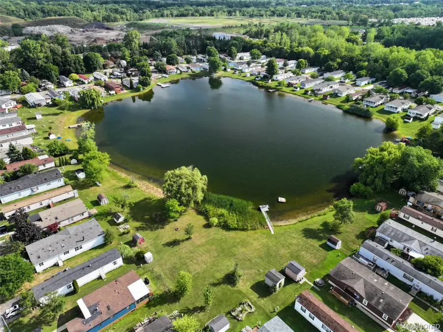 48582 Leafdale Court, Shelby, MI 48317 - #3