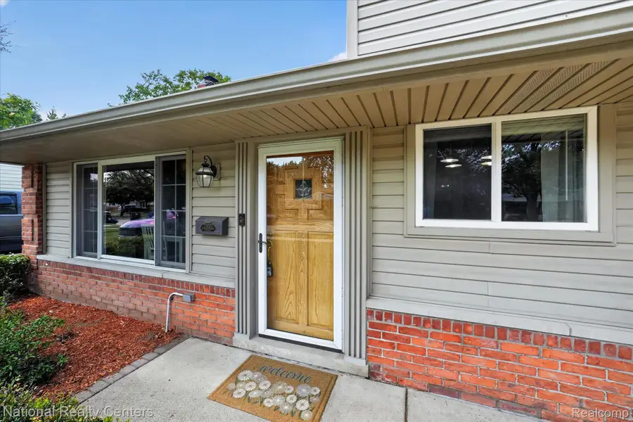 8347 Donna Street, Westland, MI 48185 - #3