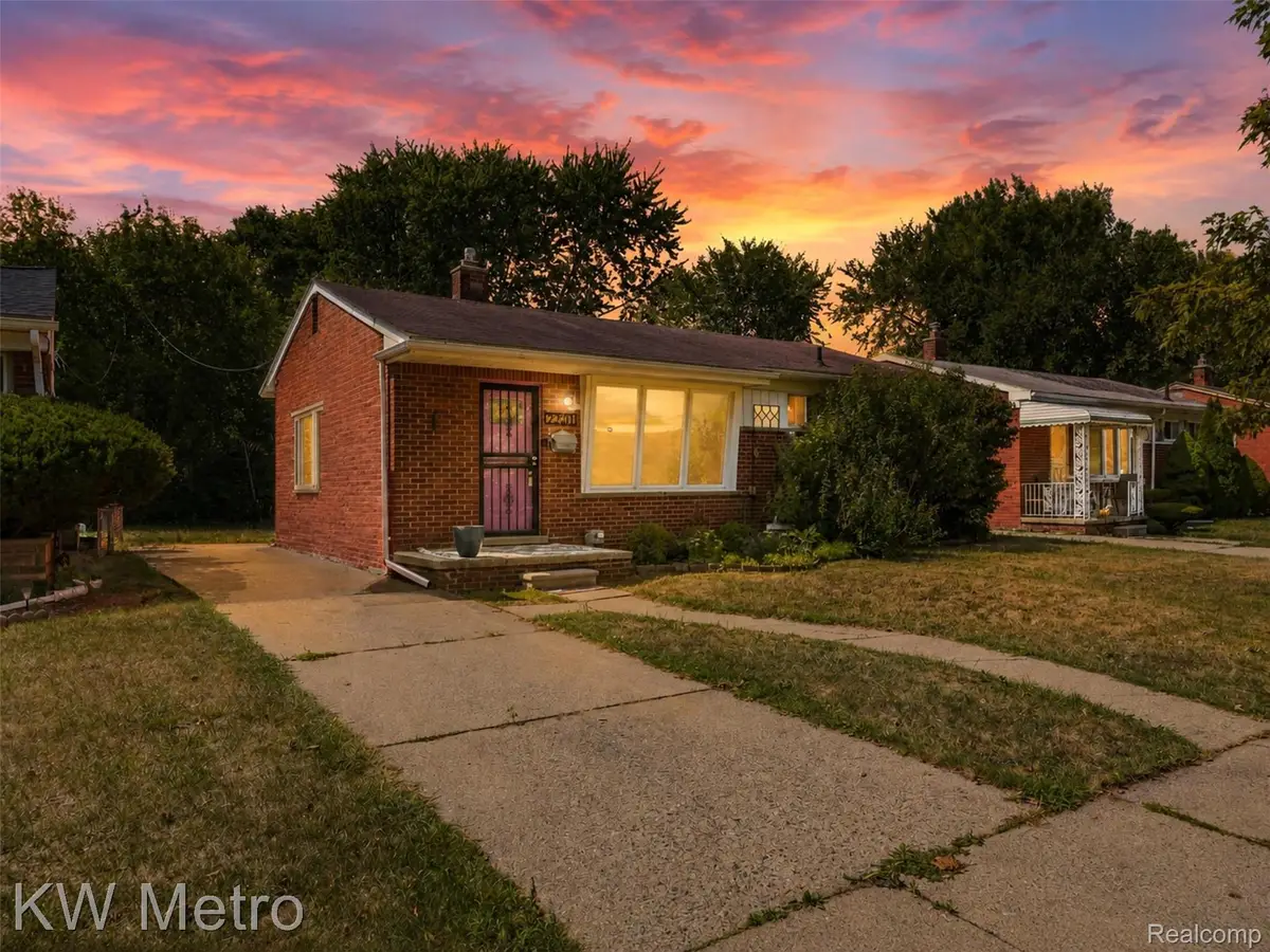 22011 Whitmore Street, Oak Park, MI 48237 - #1