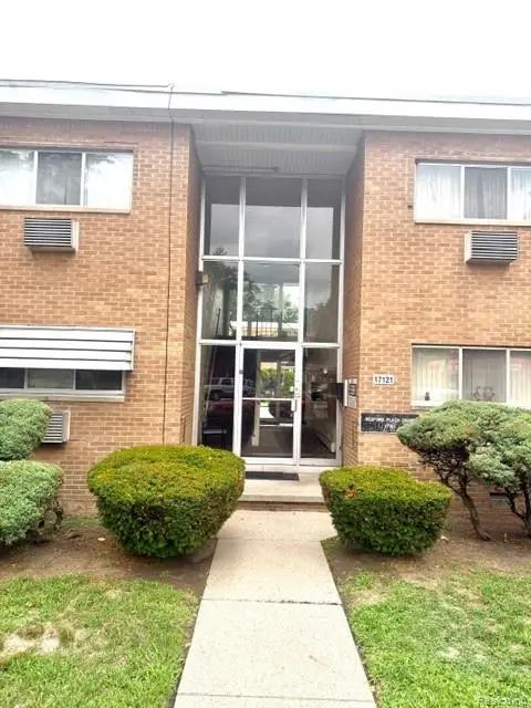 17121 Redford Street #212, Detroit, MI 48219 - #2