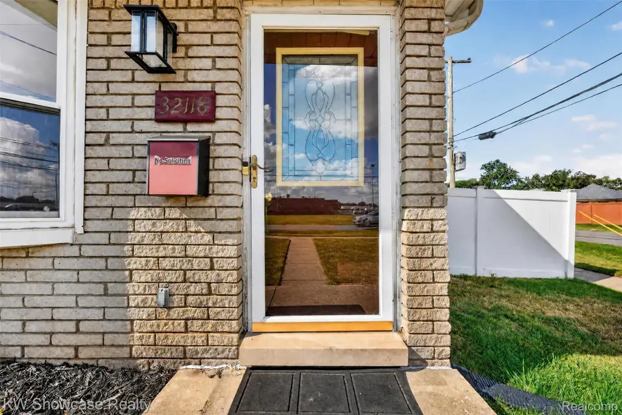 32118 Block Street, Garden City, MI 48135 - #2