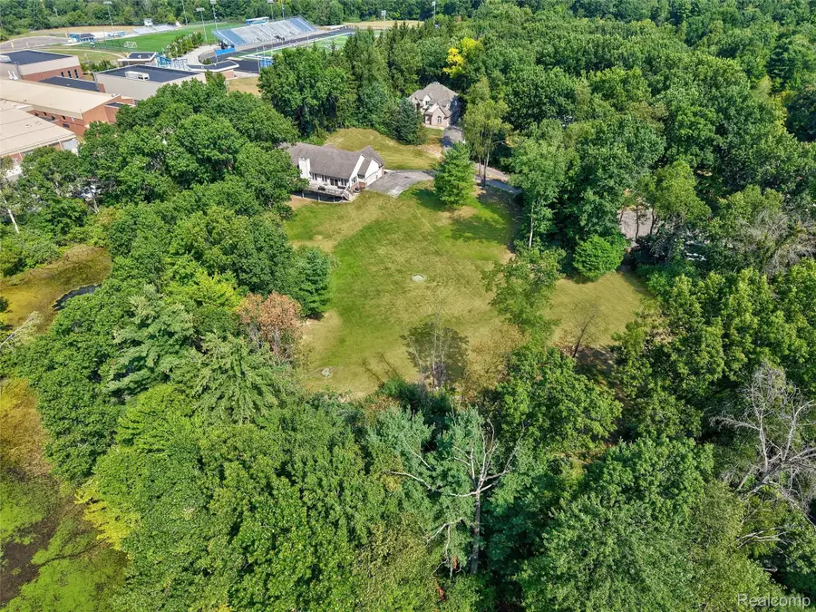 0 Hunters Ridge Drive Lot #b, Ortonville, MI 48462 - #3