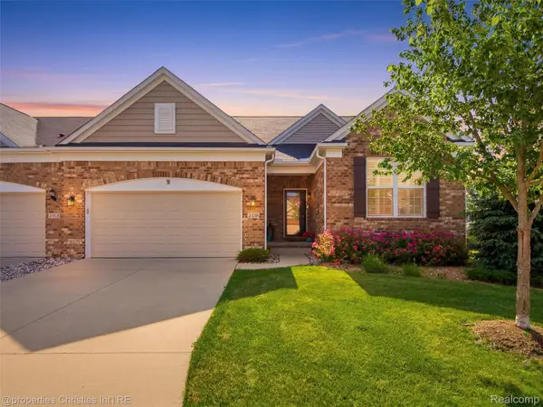 2290 Monte Vista Court, LakeOrion, MI 48360