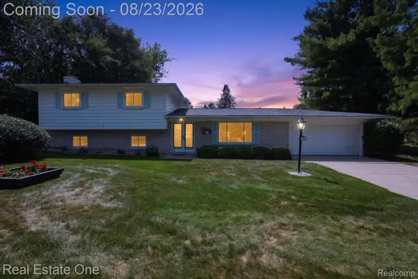 219 Allen Lake Drive, WhiteLake, MI 48386