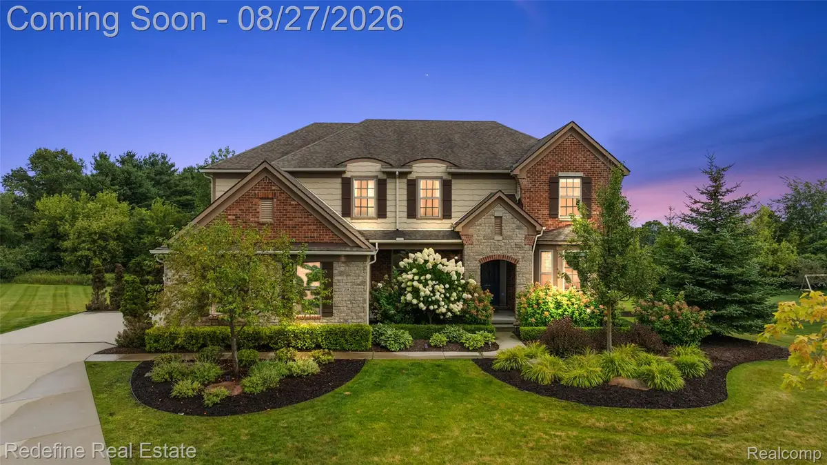 208 Oakland Crest Drive, Rochester, MI 48306 - #1