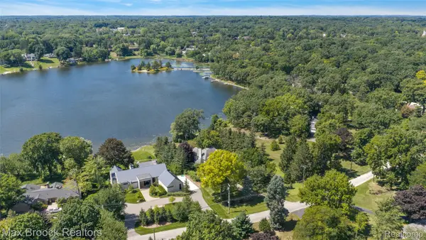 5400 Lane Lake Road, BloomfieldHills, MI 48302