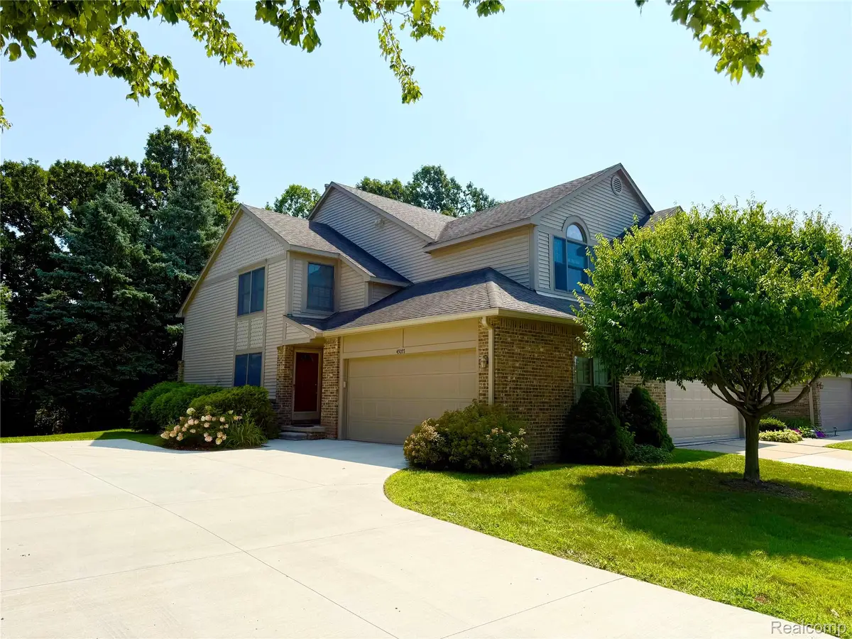 45077 Coachman Court #82, Canton, MI 48187 - #1