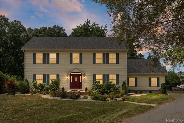21280 Merriman Road, NewBoston, MI 48164
