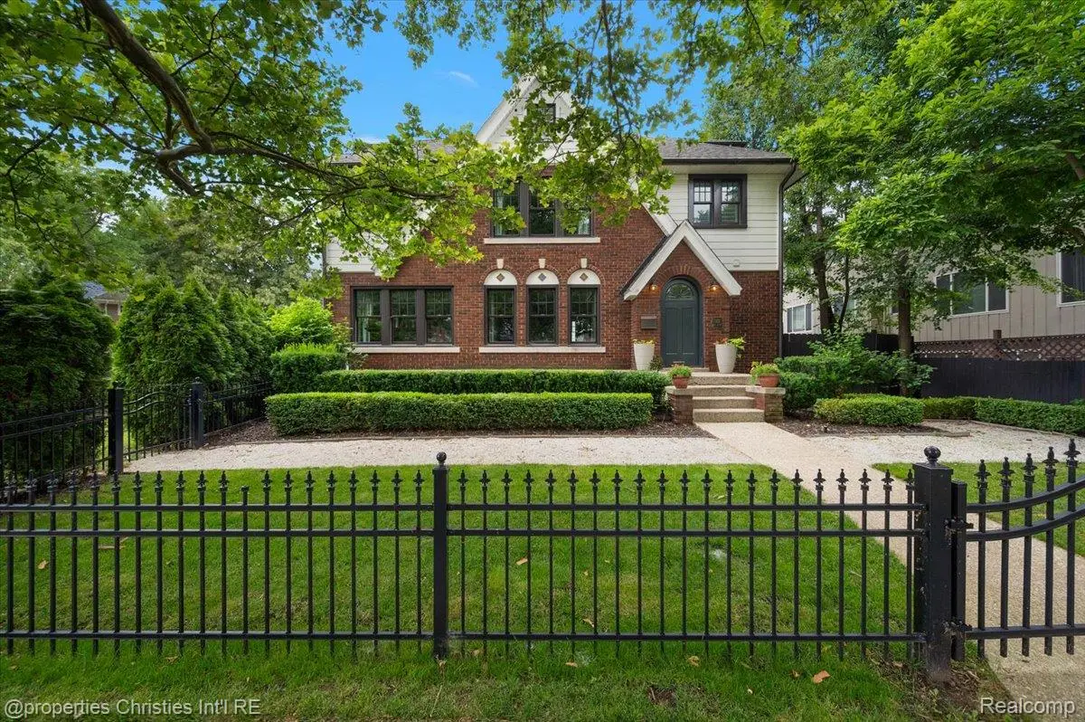 972 Ann Street, Birmingham, MI 48009 - #1